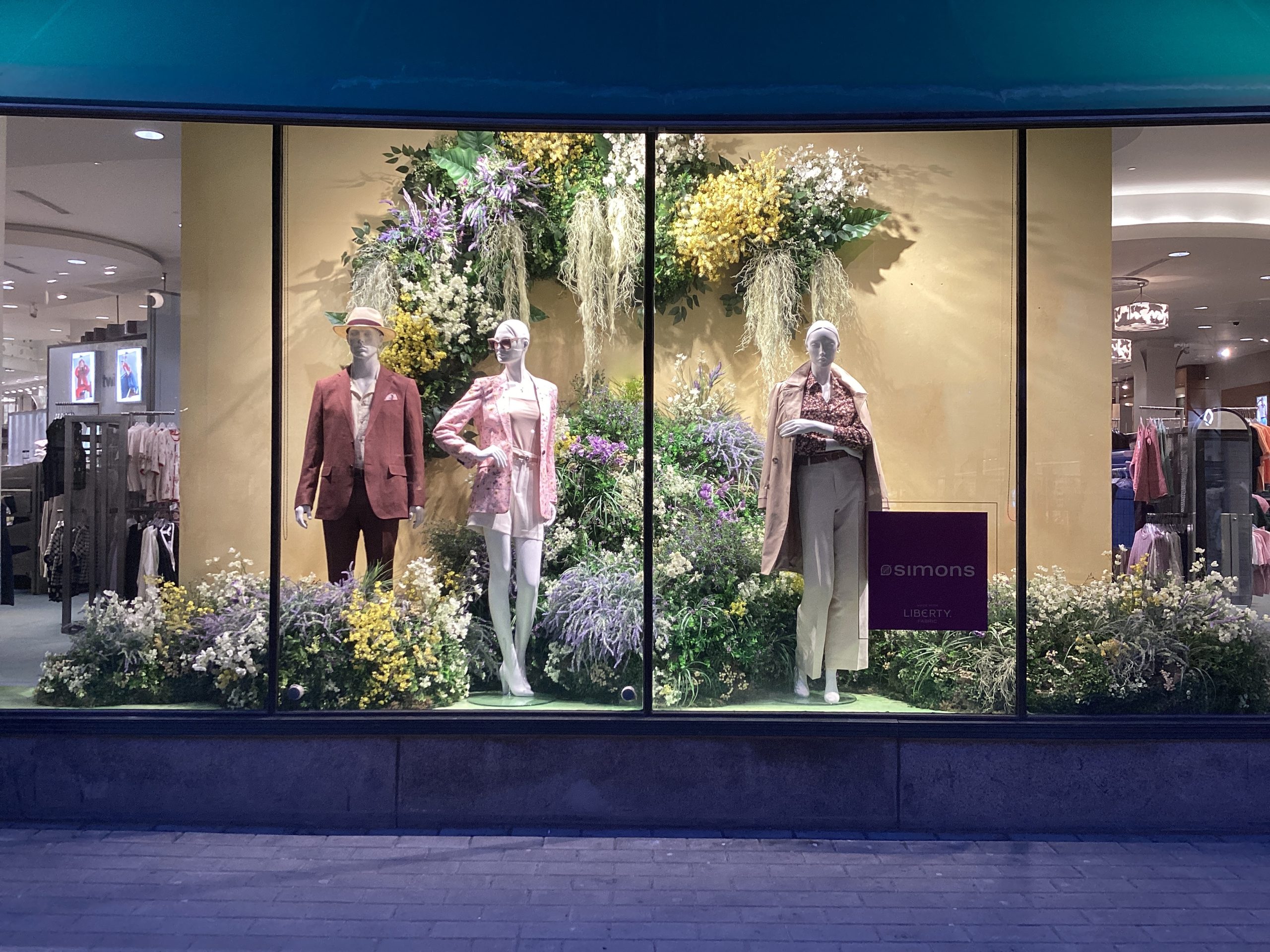 Simons - Vitrines printemps, automne et hivers